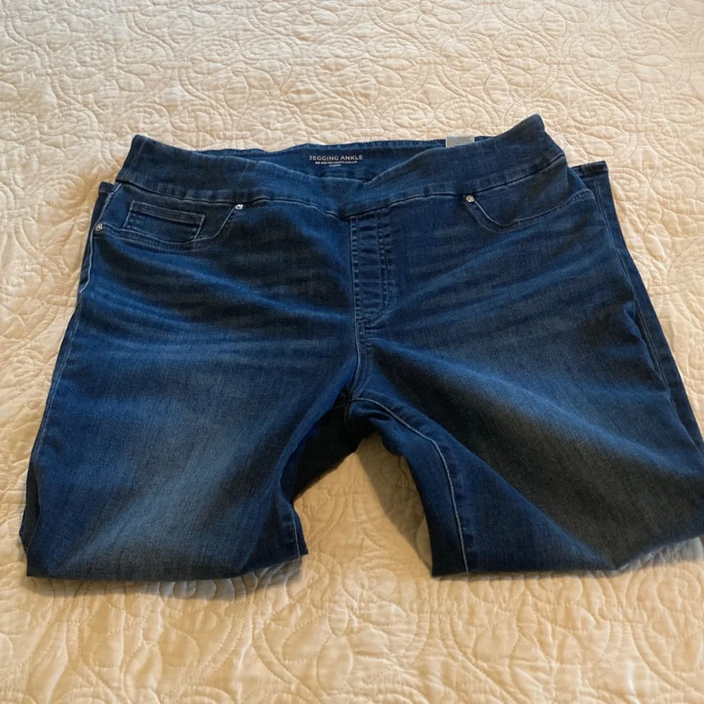 Chico's Indigo Stretch Jeggings Jeans US size 14 Chico size 2.5 Regular - Picture 2 of 9